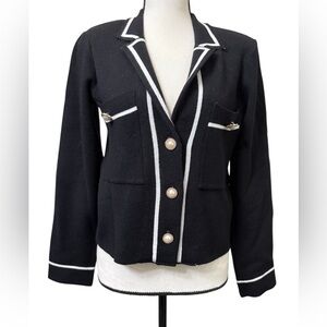 LOVE BY DESIGN TAYTUM NOTCH COLLAR SWEATER WITH PATCH POCKET